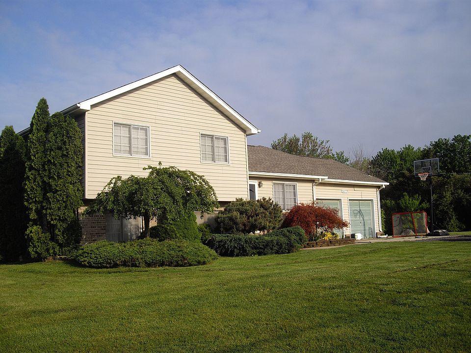 2nd image of 24770 Clark Rd