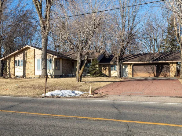 220 Benton St W, Cologne, MN 55322