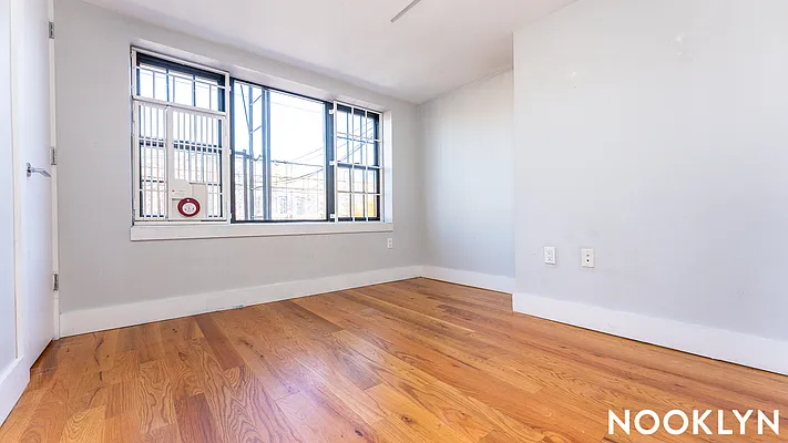 Rented by Nooklyn NYC LLC | media 2
