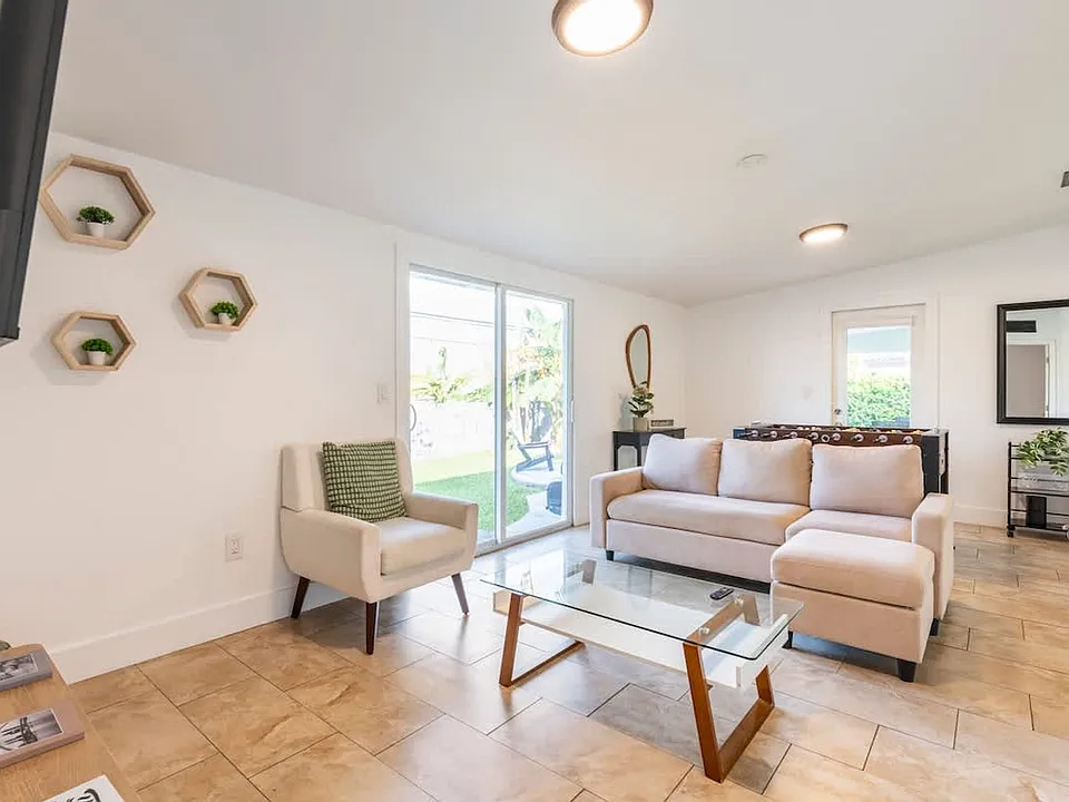 7313 SW 16th Ter #ID1317401P