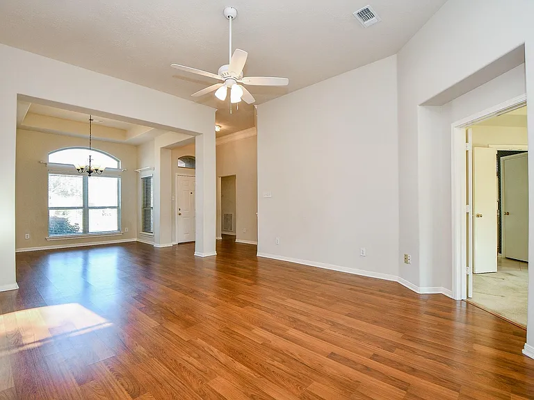 1816 Oak Lodge Dr — Photo 7