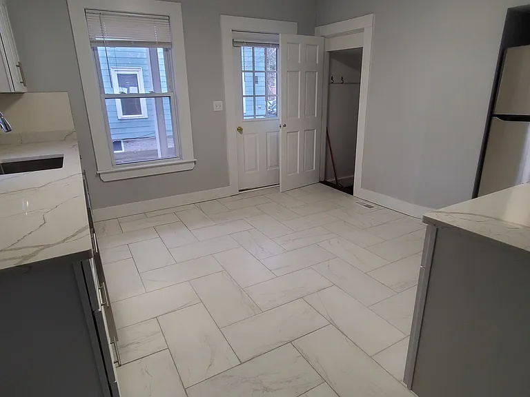 11 Fletcher Ter — Photo 2