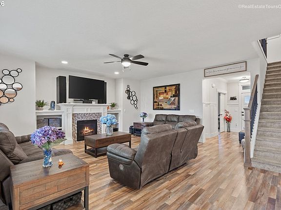 4th image of 11965 Skellenger Way