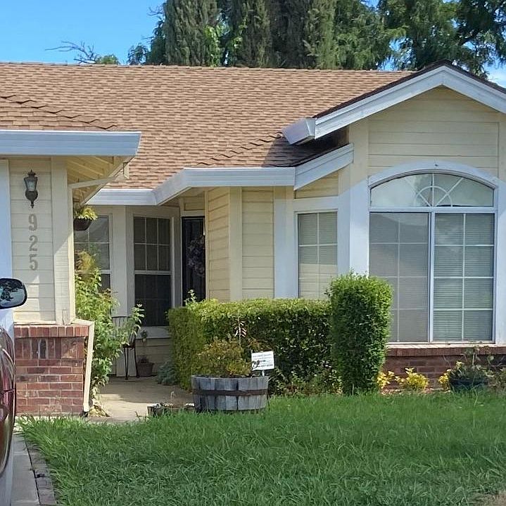 1st image of 925 Dondra Way