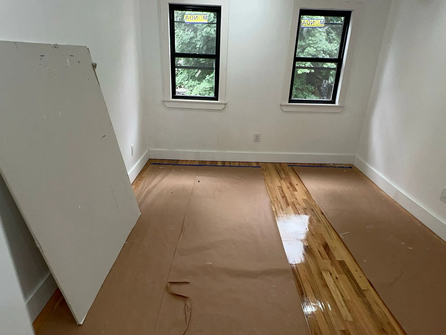3 bed, 1000 sqft, $3,464 — Photo 3