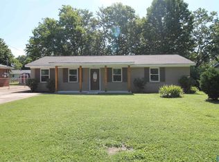 2408 Yorkshire Dr SW, Huntsville, AL 35803