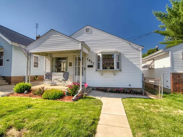 1927 W Rohmann Ave, West Peoria, IL 61604