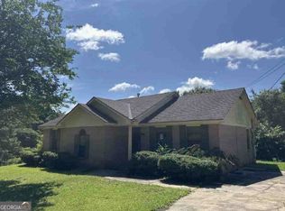 2112 Auburn St, Tuskegee, AL 36083