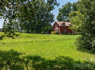 2097 Hermit Trl, Newton, NC 28658
