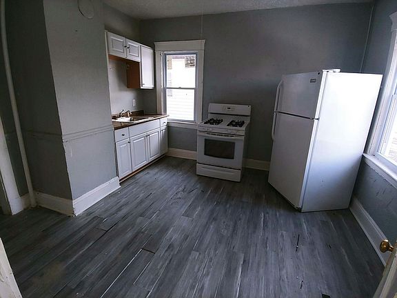 5th image of 1414 E 110th St #2
