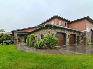 1081 Eagle Ct, Edgerton, WI 53534