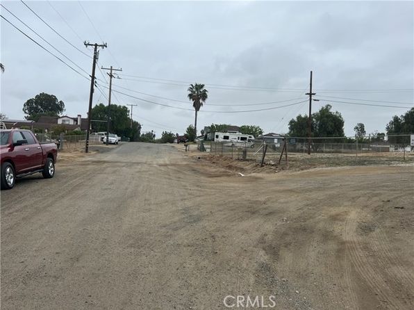 riverside-california-333828237 picture