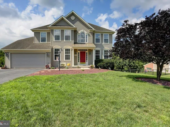 603 Shannon Dr N, Greencastle, PA 17225