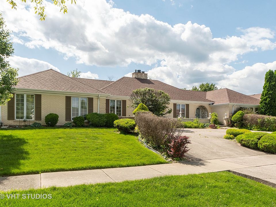 1st image of 1742 Patricia Ln