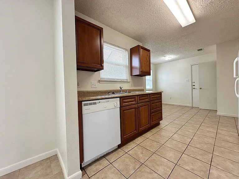 5010 White Rock Dr — Photo 14