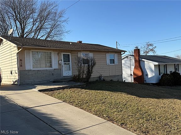 2nd image of 618 N Hartford Ave