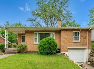1704 Jersey Ridge Rd, Davenport, IA 52803