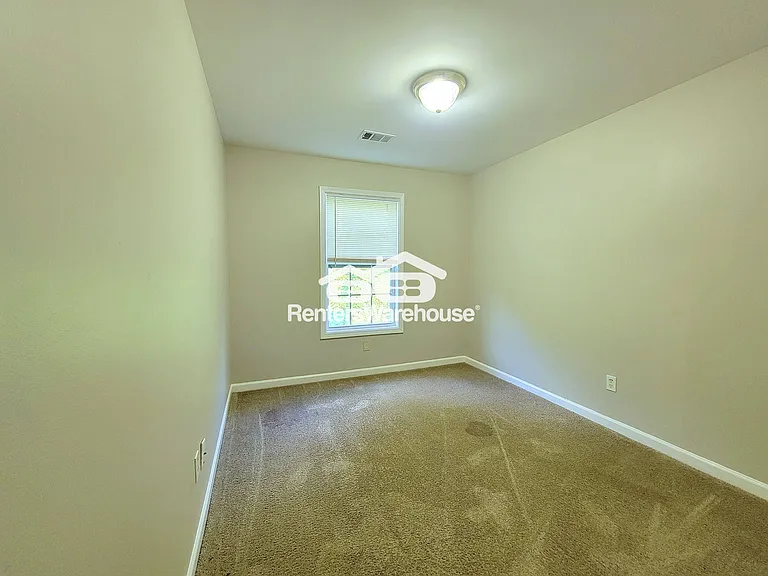 7712 Autry Cir #402 — Photo 16