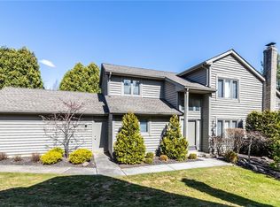 4 Chelsea Ct, Beachwood, OH