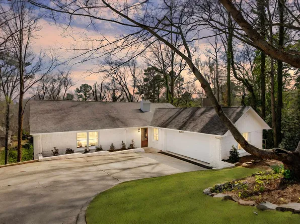 3621 Ridgecrest Rd, Birmingham, AL 35223