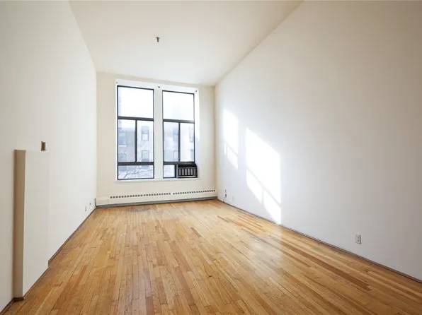 155 West 15th Street image 1 of 6