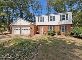 29 Hickory Dr, West Point, MS 39773