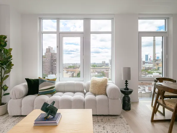 356 East 78th Street 25B image 2 of 17