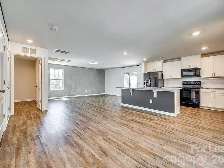1131 Ava Trail Ln — Photo 6