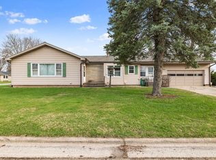 907 W 12th St, La Porte, IN