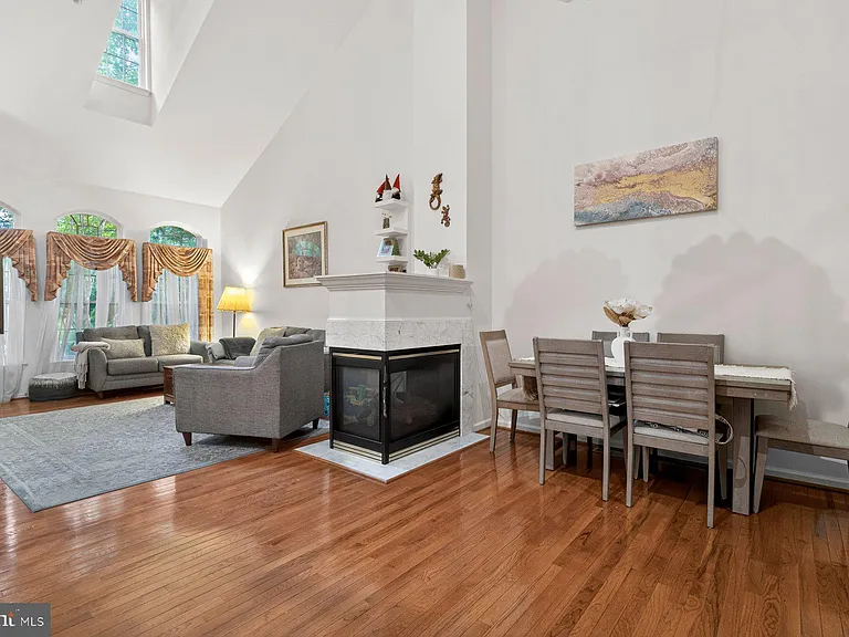 117 Teapot Ct #117 — Photo 10