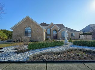 14302 Glenwood Dr, Shelby Township, MI