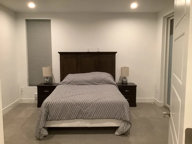 Entry level en-suite bedroom