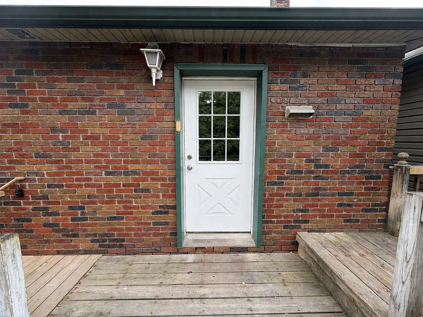 3 bed, 1176 sqft, $1,550 — Photo 2