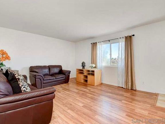 5th image of 526 Calle Montecito Unit 140