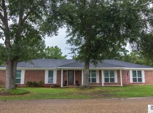35 Fair Oaks Dr, Monroe, LA 71203