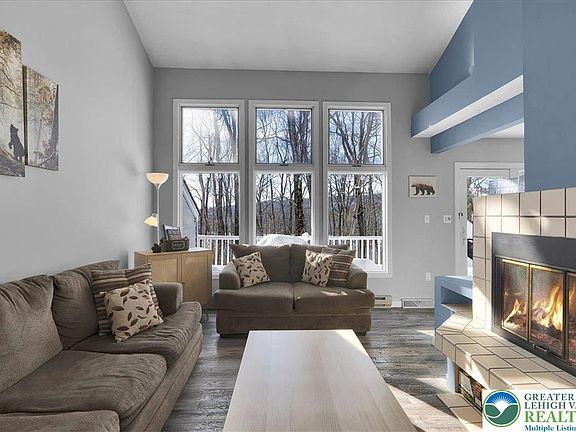 4th image of 102 Laurelwoods Dr