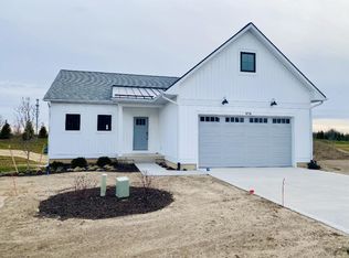 676 Stonebriar Cir #23, Grandville, MI 49418