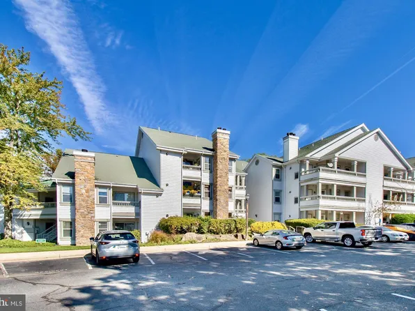 4405 Fair Stone Dr APT 305, Fairfax, VA 22033