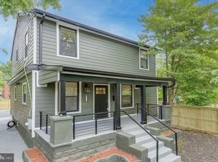 4252 Dix St NE, Washington, DC 20019