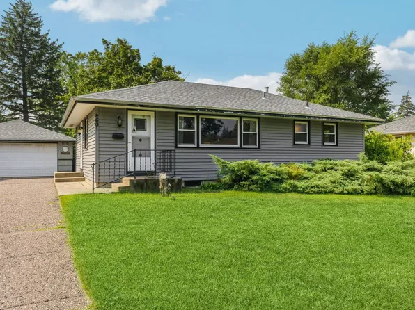 4601 Winchester Ln, Brooklyn Center, MN 55429