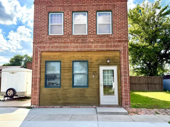 104 Gordon St, Waco, NE 68460