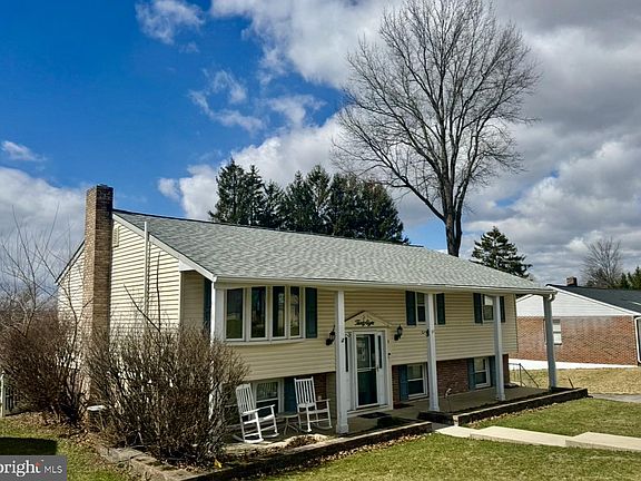 2nd image of 38 Covington Dr