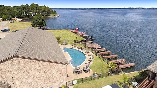 801 River Rd E #116 Photo 1