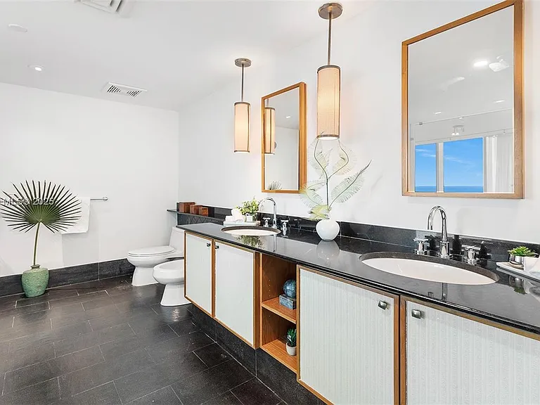 101 20th St #Townhouse B — Photo 44