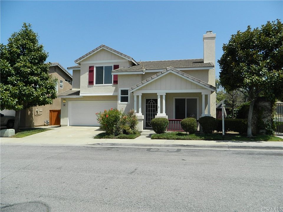 1st image of 209 Emerald Ln