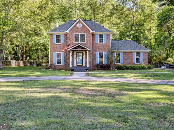 230 Mapledale Trl, Sharpsburg, GA 30277