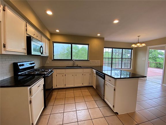 4th image of 227 Still Forest Dr