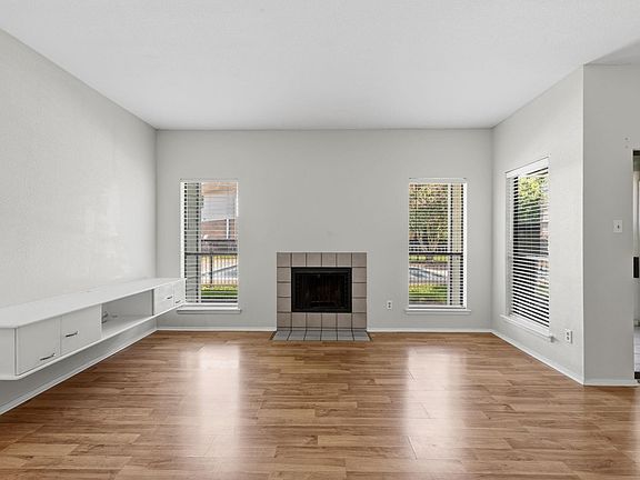 4th image of 6602 Harbor Town Dr APT 1207