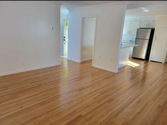 3rd image of 683 McCarty Ave