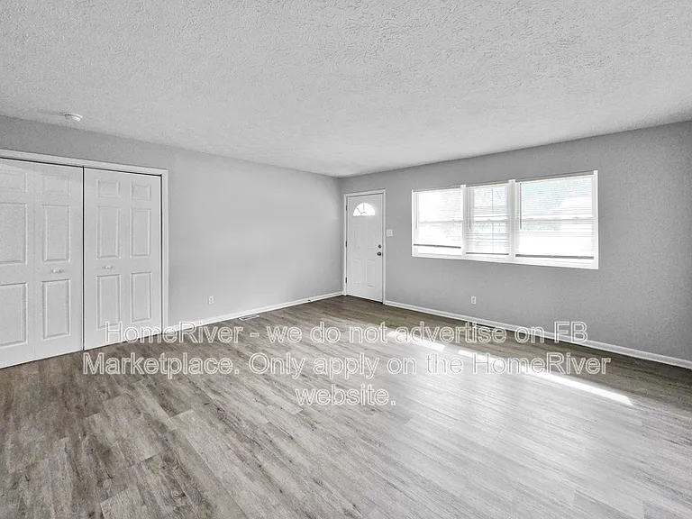 809 Spring Valley Dr — Photo 7